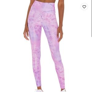 NWOT 💜 BEACH RIOT x REVOLVE Ayla Legging